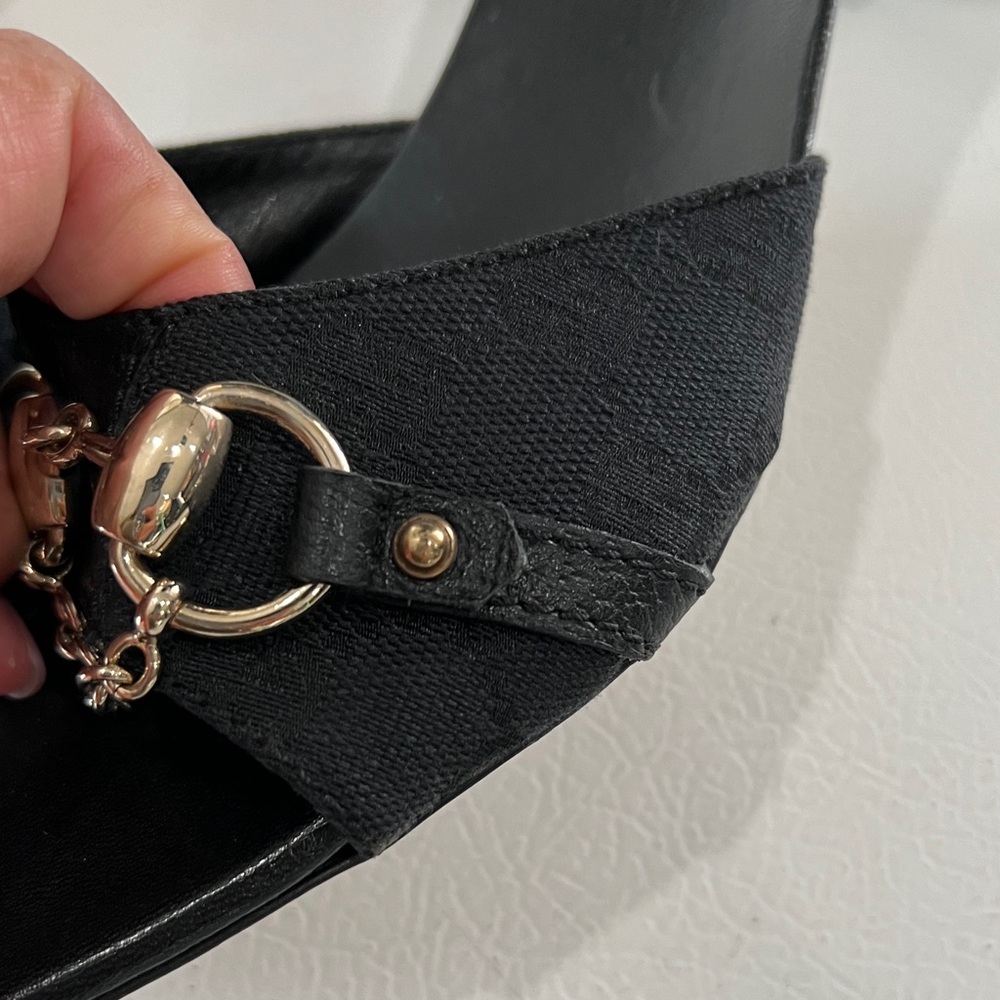 Gucci Elegant Black Women's  Kitten Sandal Mules with Gold Chain Detail 9.5 - Picture 3 of 10